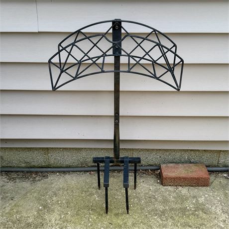 Freestanding Metal Garden Hose Holder