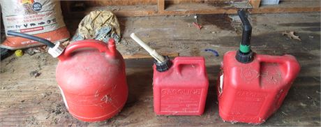 3 Gas Cans