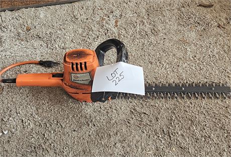 Black & Decker Electric Hedge Trimmer