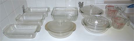 Assorted Pyrex Casserole Dishes