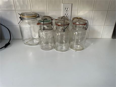 Glass Jars With Spring Tight Lids