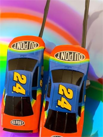 Jeff Gordon #24 DuPont 1998 Collectible NASCAR Walkie-Talkie Set