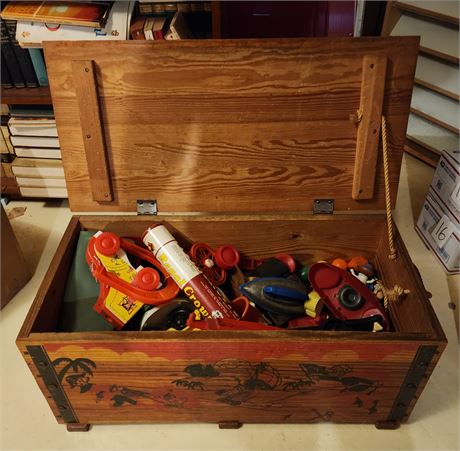 Vintage Toy Box & Toys