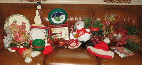 Christmas Cleanout Lot