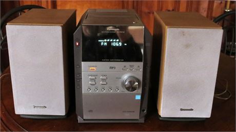 Panasonic 5 Disc Changer Stereo System