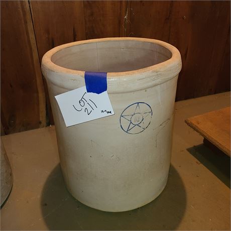 Antique Star 10 Gal Crock