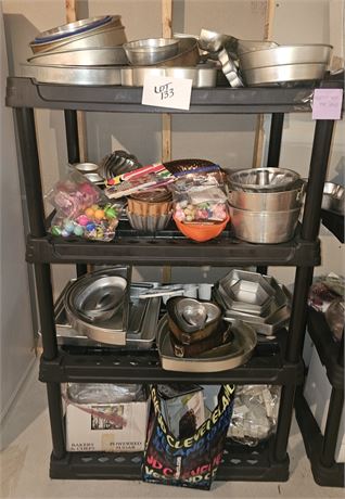 Cake Decorating Supplies, Pans, Books, Molds, Stands, & More