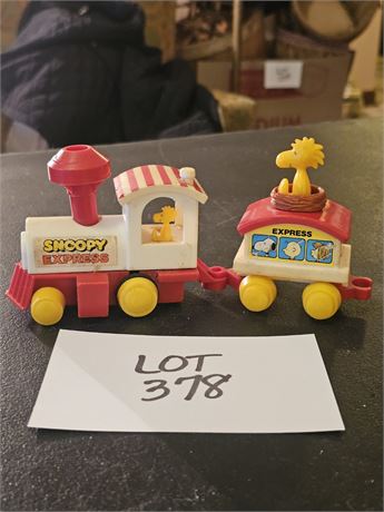 Peanuts Aviva 1972 Snoopy Express Train Missing Snoopy Conductor