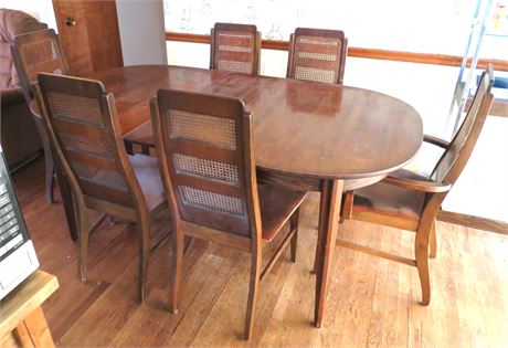 Dining Table, 6 Chairs, Leaf