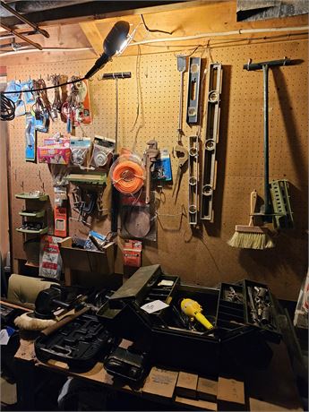 Tool Cleanout:Levels/Buffer/Clamps/Wrenches/Hand Tools/Tool Box & More