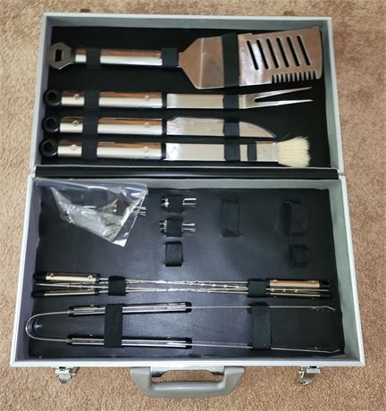 Grill Utensils W/Case