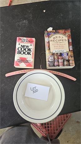 Longaberger Pie Plate & Cook Books