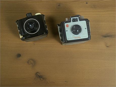 Vintage Brownie Camera. Lot of 2