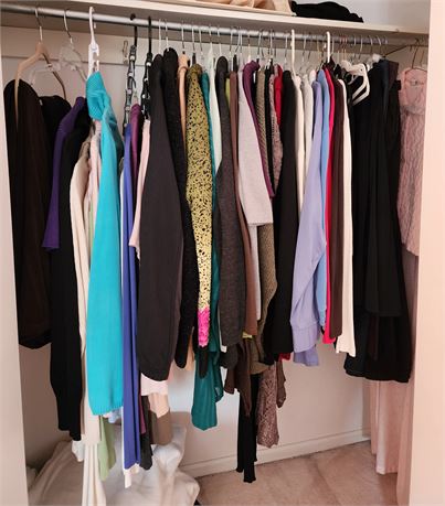 Women's Closet Clean-Up