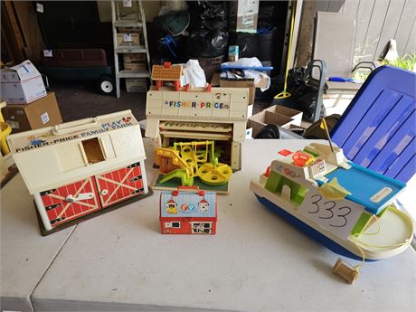 Fisher Price Tug Boat / Barn & School House