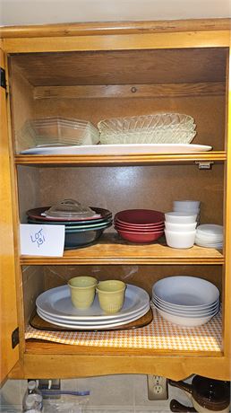 Cupboard Cleanout: Soup Bowls, Platters, Bread Bowls & More