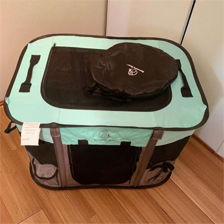 Romantic Bear Foldable Pet Playpen/Collapsable Pet Carrier