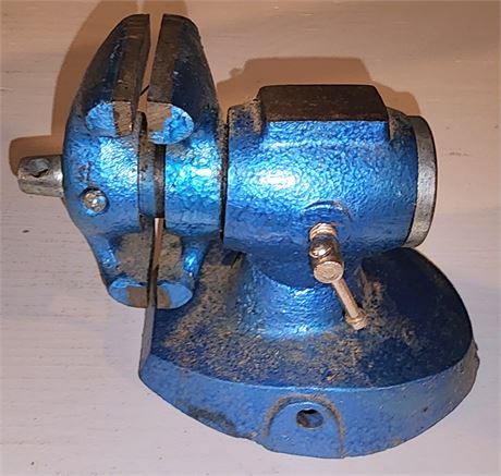 Small Vise