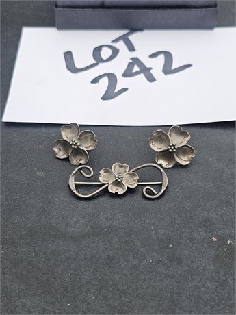 Sterling Signed NYE Dogwood Scroll Brooch & Screw Back Earring Set 0.20 OZT