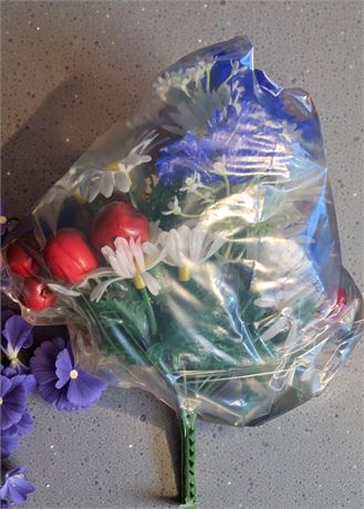 Artificial Daisy & Cornflower Wildflower Bunches Lot - 1 Box