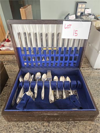 Onedia Tutor Plate Flatware Set In Box Service For 12 Plus More