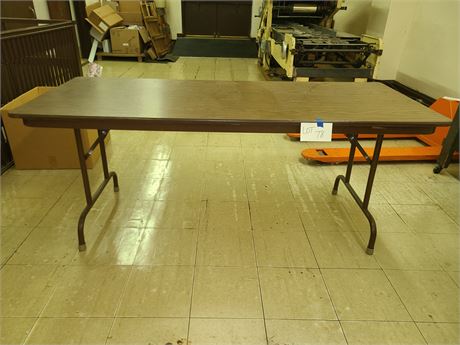 Krueger 6Ft Work Table with Folding Legs