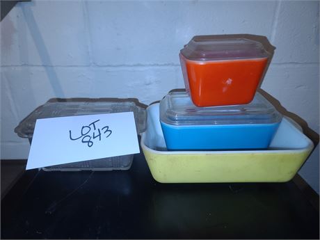 Pyrex Refrigerator Lidded Dishes & More