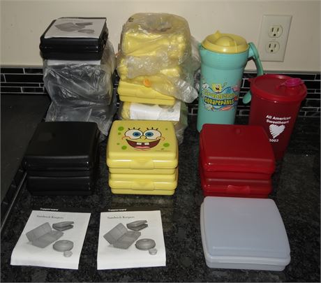 Assorted Tupperware