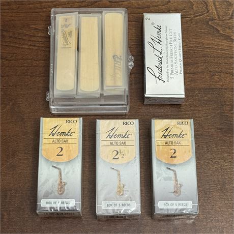 New/Unused Alto Sax Reeds Lot