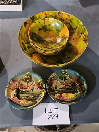 HP Wood Carved Holland Souvenir Plates & MCM Fiberglass Salad Bowl Set