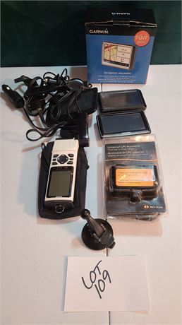 Nice Mixed Lot of GPS's - Garmin / TomTom & More