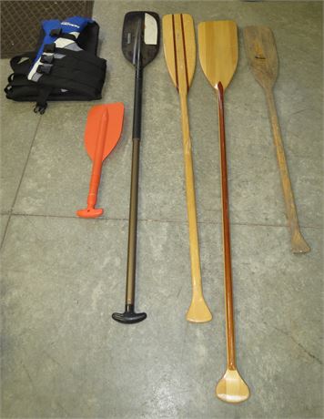 Boat Oars, Life Jacket