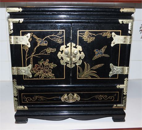 Vintage Asian Chinoiserie Black Lacquered Jewelry Chest