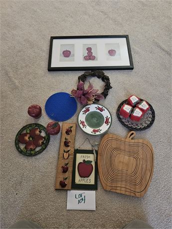 Mixed Apple Theme Decor