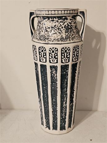 Large Blue & White Vase #158