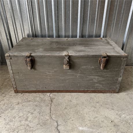 Rustic U.S. Military Footlocker w/ Wood Handles & Insert