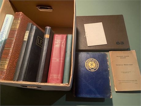 Vintage University/College Alumni Directories & Yearbooks Lot