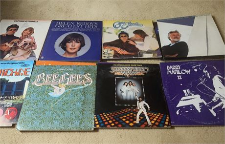 Record Lot Bee Gees, Barry Manilow, Helen Reddy, Captain & Tennille, Kenny Roger