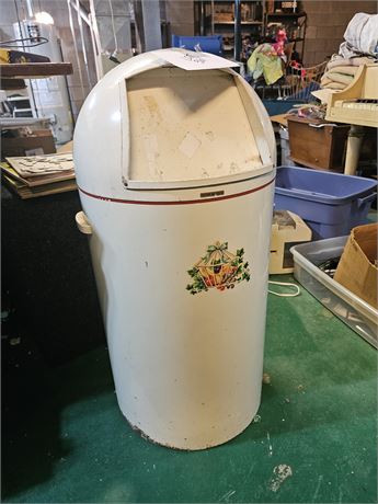 Industrial Indoor/Outdoor Trash Can