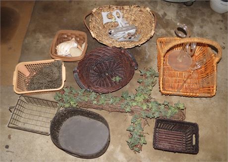 Assorted Baskets, etc