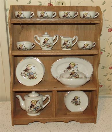 Miniature Tea Set, Display