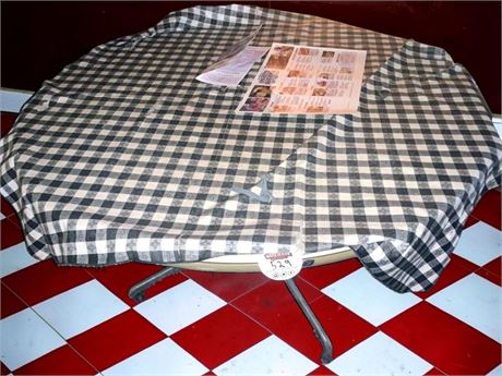 Round Masonite Dining Table W/Vinyl Gingham Tablecloth