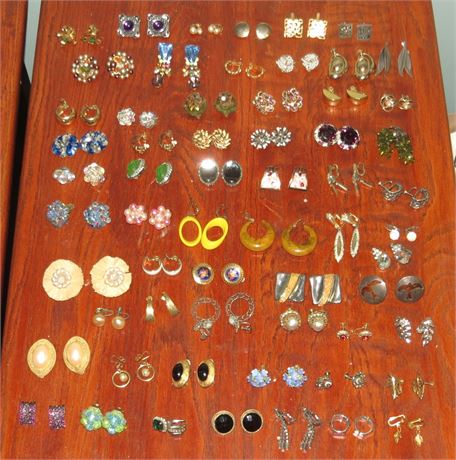 Costume Jewelry: Earrings