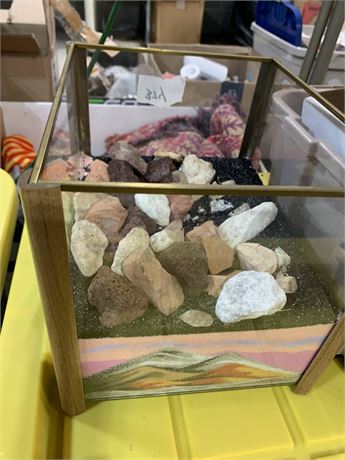 Sand Art Rock Garden In Glass Box