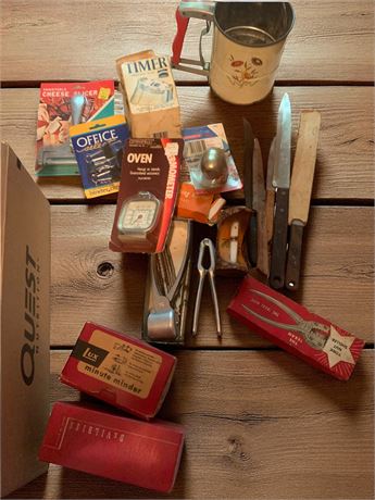 Misc Kitchen Items Lot
