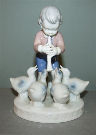 Vintage Gerold Porzellan Bavarian Boy w/ Ducks