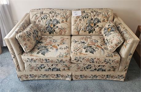 Blabman-Paramount Floral Pattern Loveseat