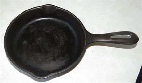 6 1/2" Cast Iron Skillet