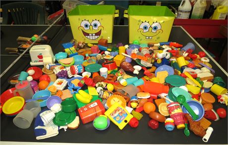 Kitchen Toys In SpongeBob Tins