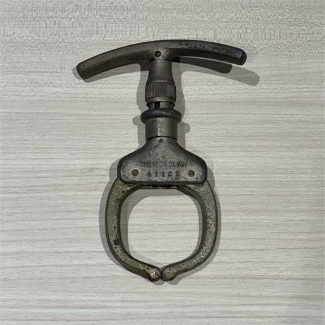 The Iron Claw, Single Police Wrist Restraint, Argus Mfg.